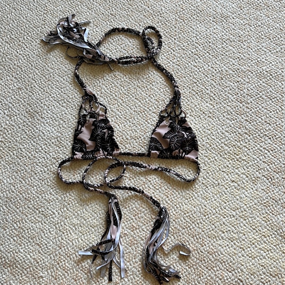 Acacia braid tie top in elephant ear print size petite (xs)